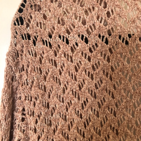 Knox Rose Crochet Duster - Picture 4 of 10